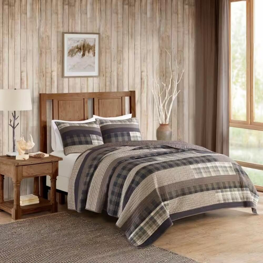 Woolrich Winter Plains 3 Piece Quilt Set 1 Queen Quilt 2 Standard Shams Plaid